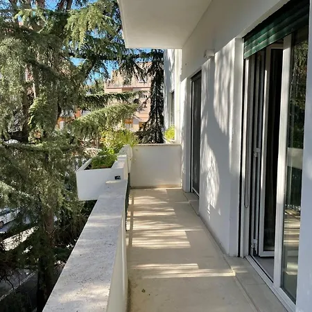 Bdc - Gatteschi Luxury *