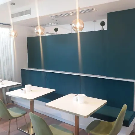 Hotel Palladium Palace 4*