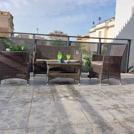 Vic Pigneto, Luxury House Terrace Apartmán *