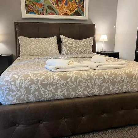 Guest house Appia Avenue 639 Rome