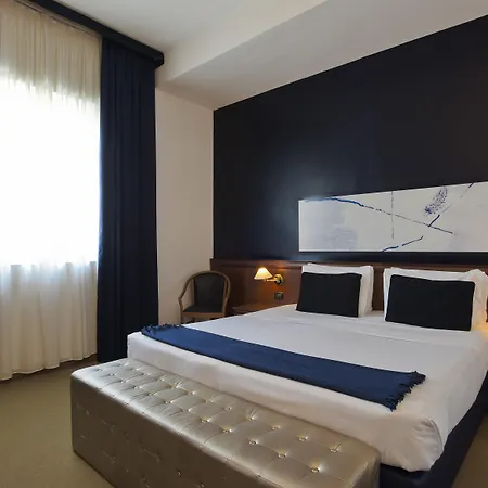 Grand Tiberio 4* Řím