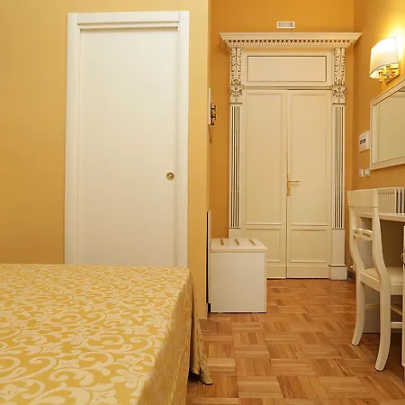 Dg Prestige Affittacamere Roma
