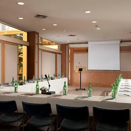 Dei Borgognoni 4* רומא