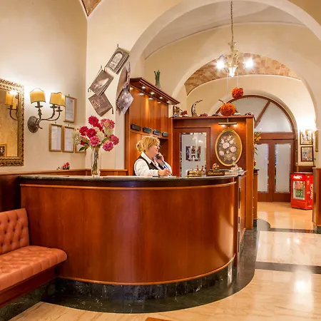 Assisi מלון 3*
