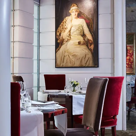 Отель Lord Byron - Small Luxury Of The World Рим