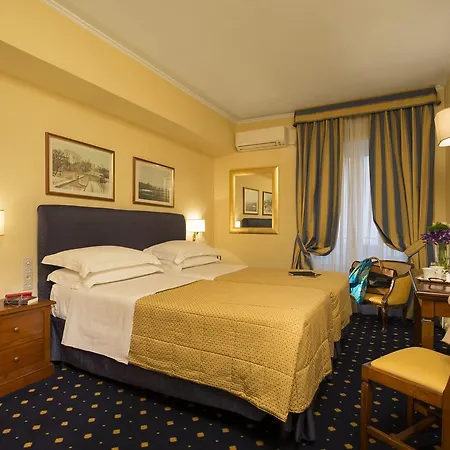 Hotel Napoleon 4*