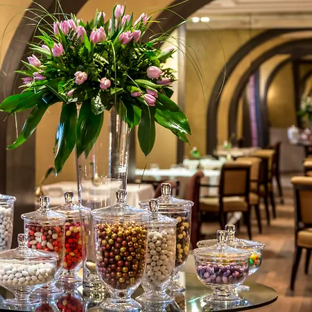 Grand Via Veneto Отель 5*