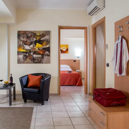 Domidea Hotel