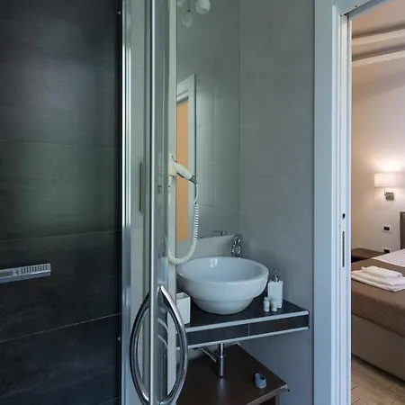 Maison Maneli 3*