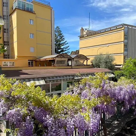 Hotel Casa Tra Noi 3*