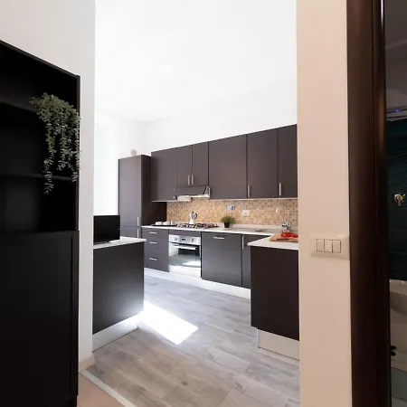 The Rent - Spacious Near Termini Station * Roma