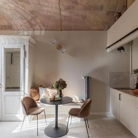 Iflat Luxury And In The Heart Of Trastevere * Rome