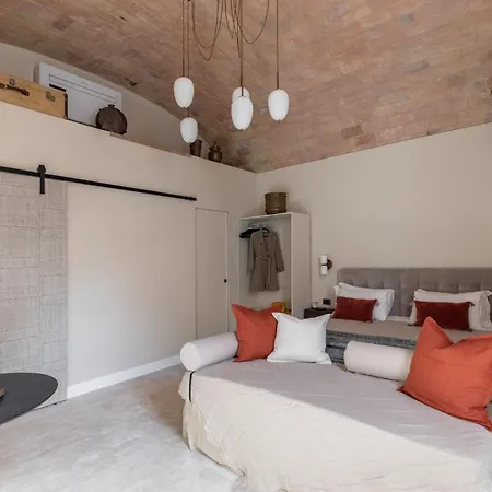 Iflat Luxury And In The Heart Of Trastevere Apartment *
