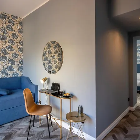 Bloom Hotel Roma