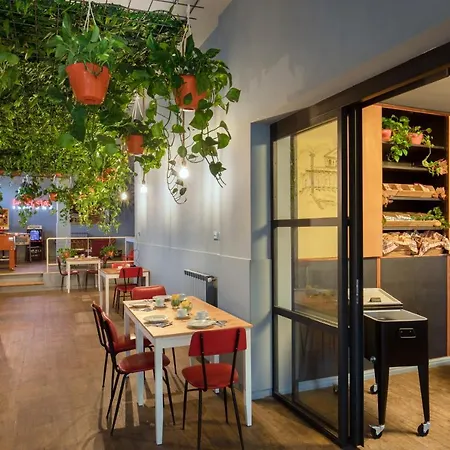 Bloom Hotel Roma