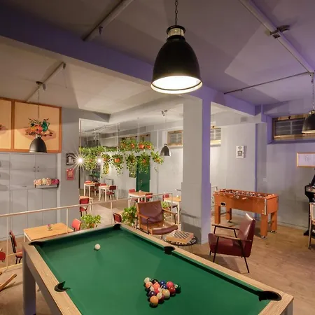 Bloom Hotel 3*