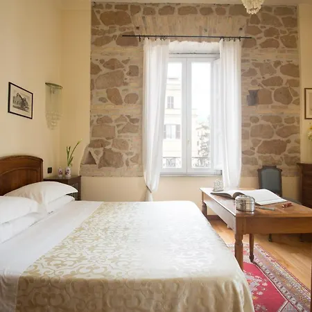 Hotell Palm Gallery Garden House