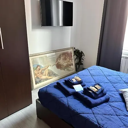 Ami House
