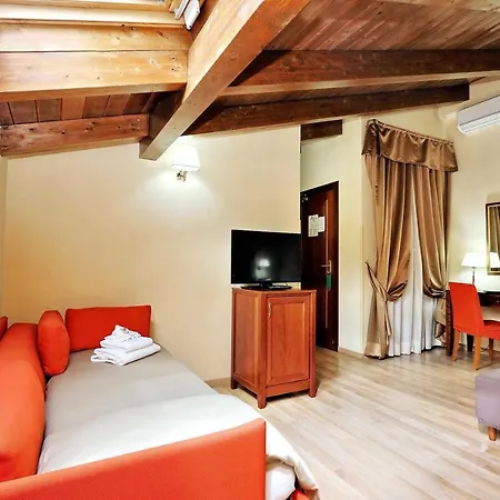 Camelia 3* Рим