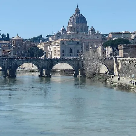 Vatican Domus Romuli Gasthof *