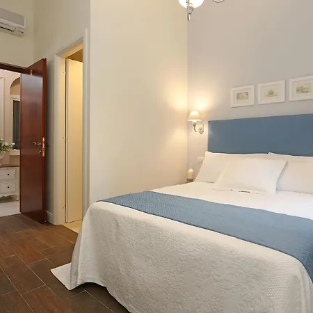 Pensión Daplace - Arena House Roma