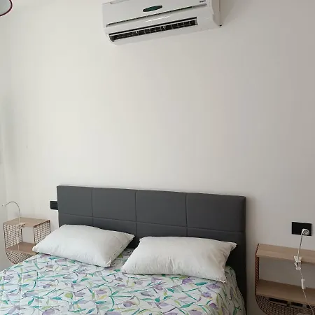 Apartment Per 4, Metro B Monti Tiburtini, Ac, Wi-fi Rome