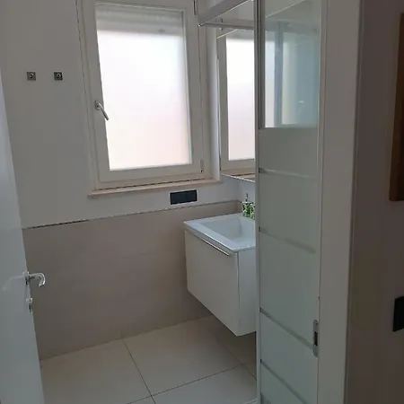 Per 4, Metro B Monti Tiburtini, Ac, Wi-fi Apartment