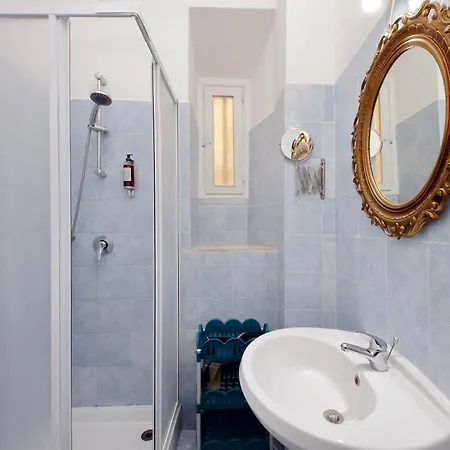 Lucky Guest house 3*
