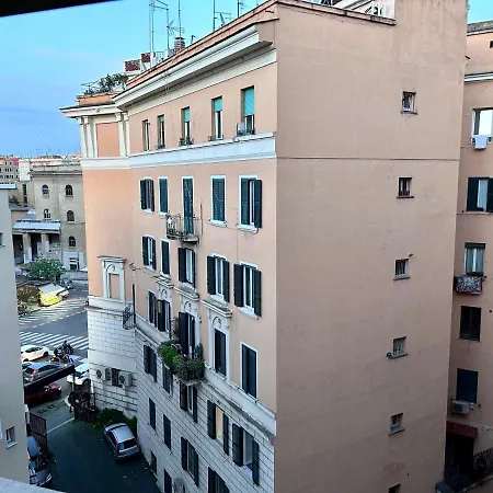 Un Piacevole Turistico * Rome
