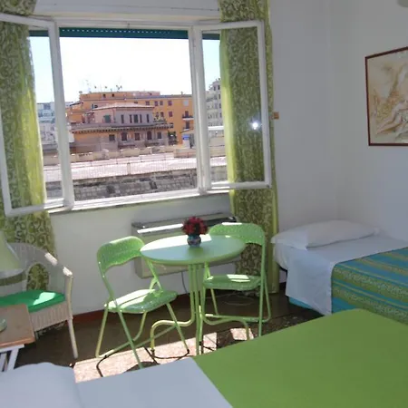 Bed & Breakfast City Room B&B 5*