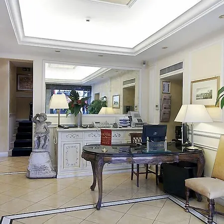Hotel Relais Antico Palazzo Rospigliosi 4*