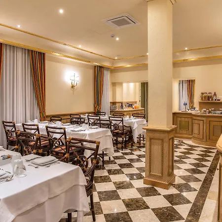 River Palace 4* Rom