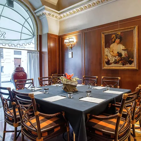 River Palace 4* Rom