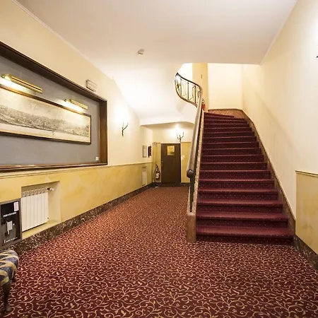 Napoleon Hotel 4*
