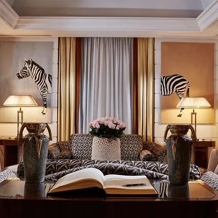 Lord Byron - Small Luxury Of The World Отель Рим