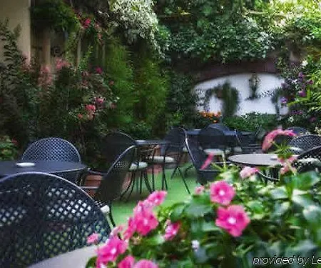 Hotel Panama Garden Rom