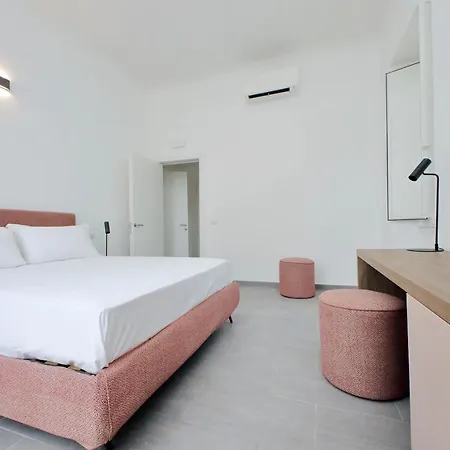 Affittacamere Youroom Monteverde - *
