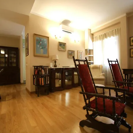 Anna House Апартаменты Рим