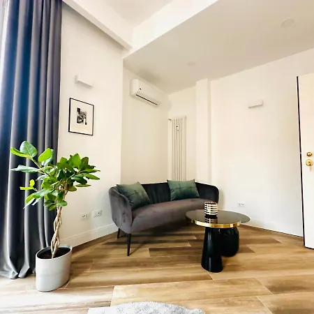 Comfort Astoria Palace Bed & Breakfast 3*