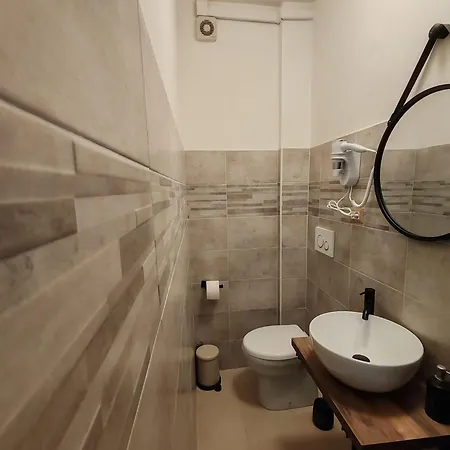 Piazza Ragusa 3*
