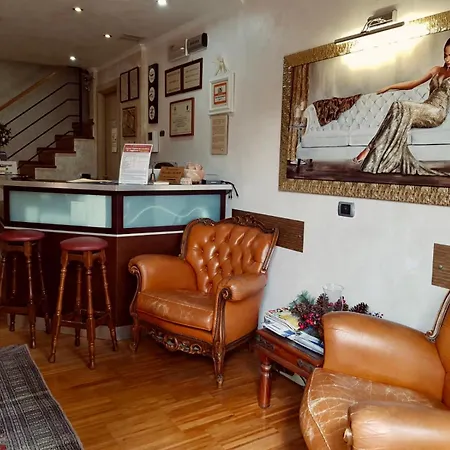 Bed & Breakfast Aurelia Garden Gold 2*
