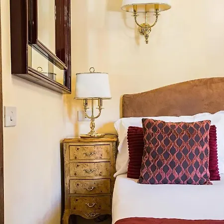 Il Monastero Collection Hotell 2*