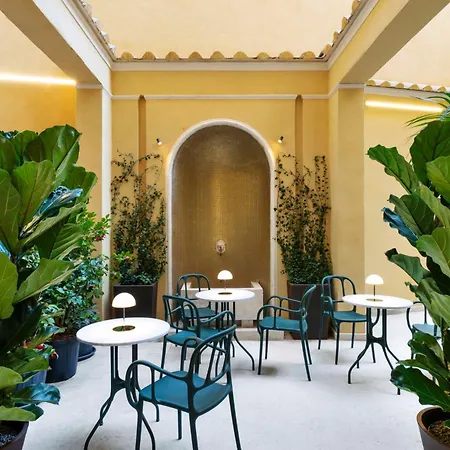 Radisson Collection Hotel, Antica Ρώμη