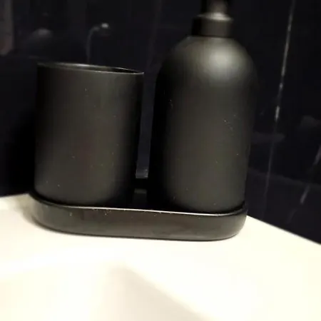 招待所 Vittoria's *