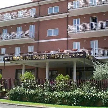 Marini Park 3* Castel di Leva