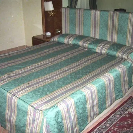 Raeli Archimede 4* Ρώμη