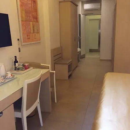 Гостевой дом Augustana House 2*
