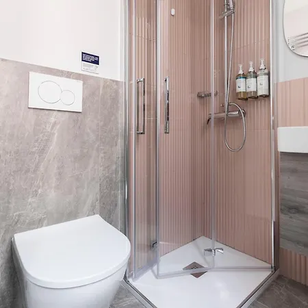 Hotell Numa Linea