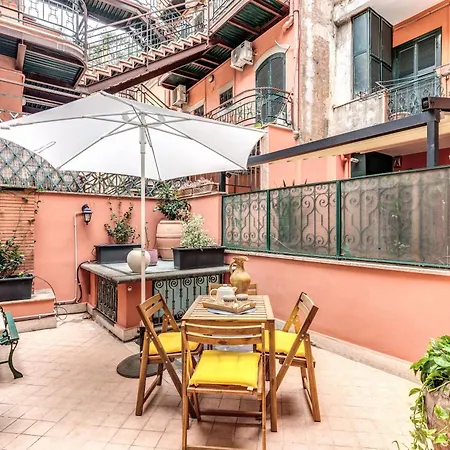 Elegant Behind The Colosseum Apartament Rzym