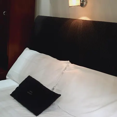 Giuggioli 3* Řím